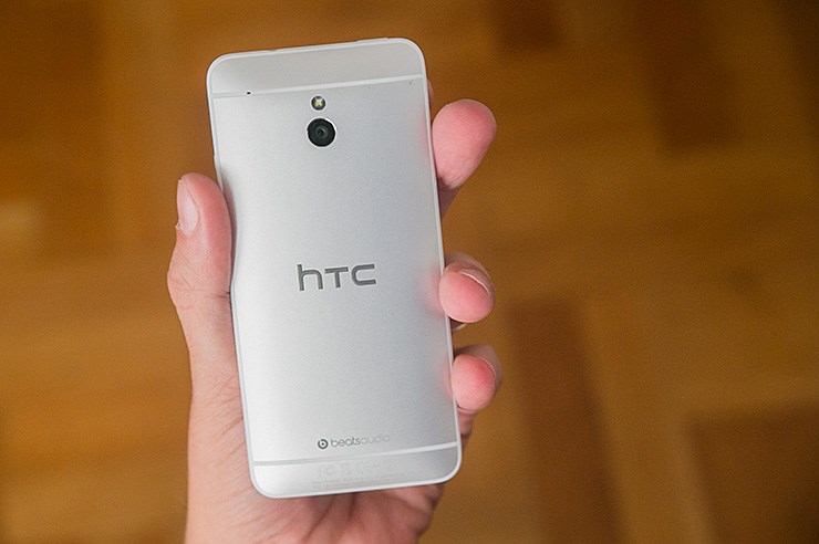 HTC One mini (25).jpg
